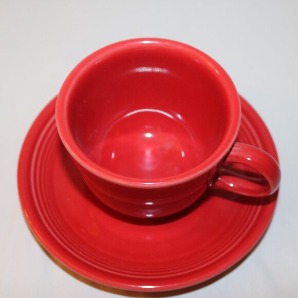 The Fiesta ware Homer Laughlin Scarlette red saucer and cup set - Picture 2 of 8